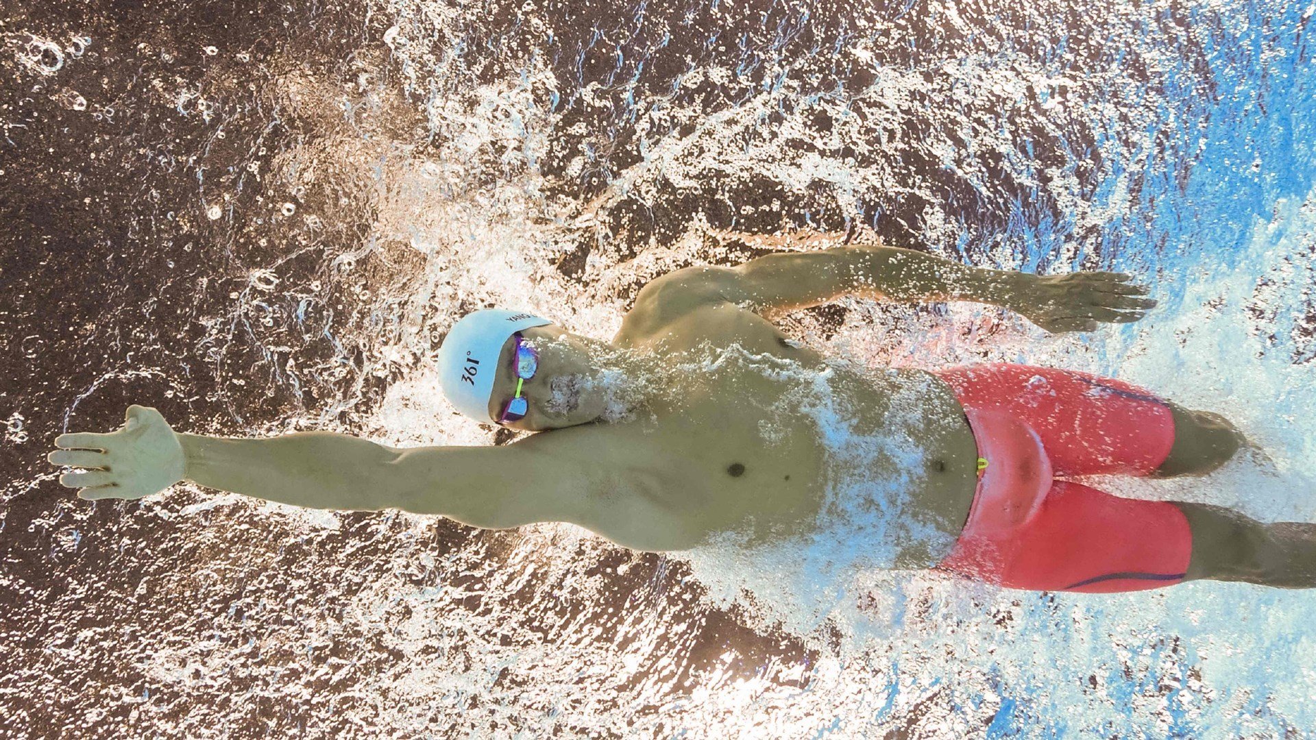 Scout遭遇五持续失利，加拿大队教练压力巨大！观众掌声雷动